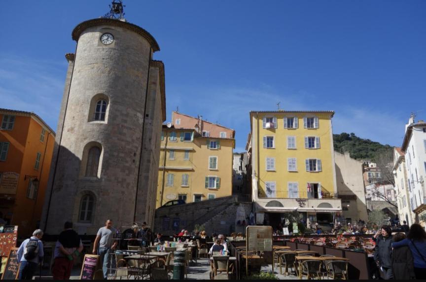 Superbe T2 Proche Des Plages Et Des Commerces Hyères Exteriör bild