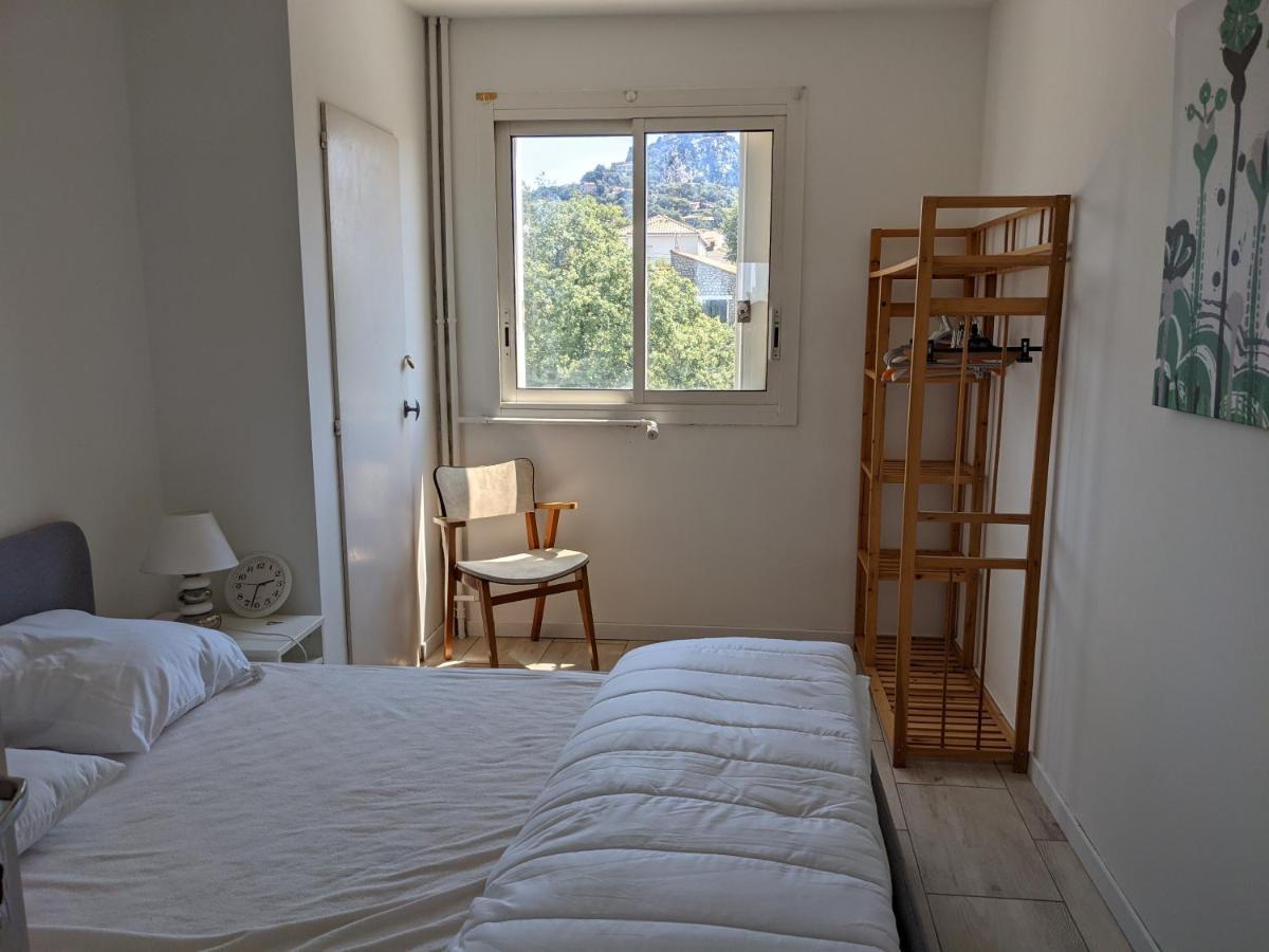 Superbe T2 Proche Des Plages Et Des Commerces Hyères Exteriör bild