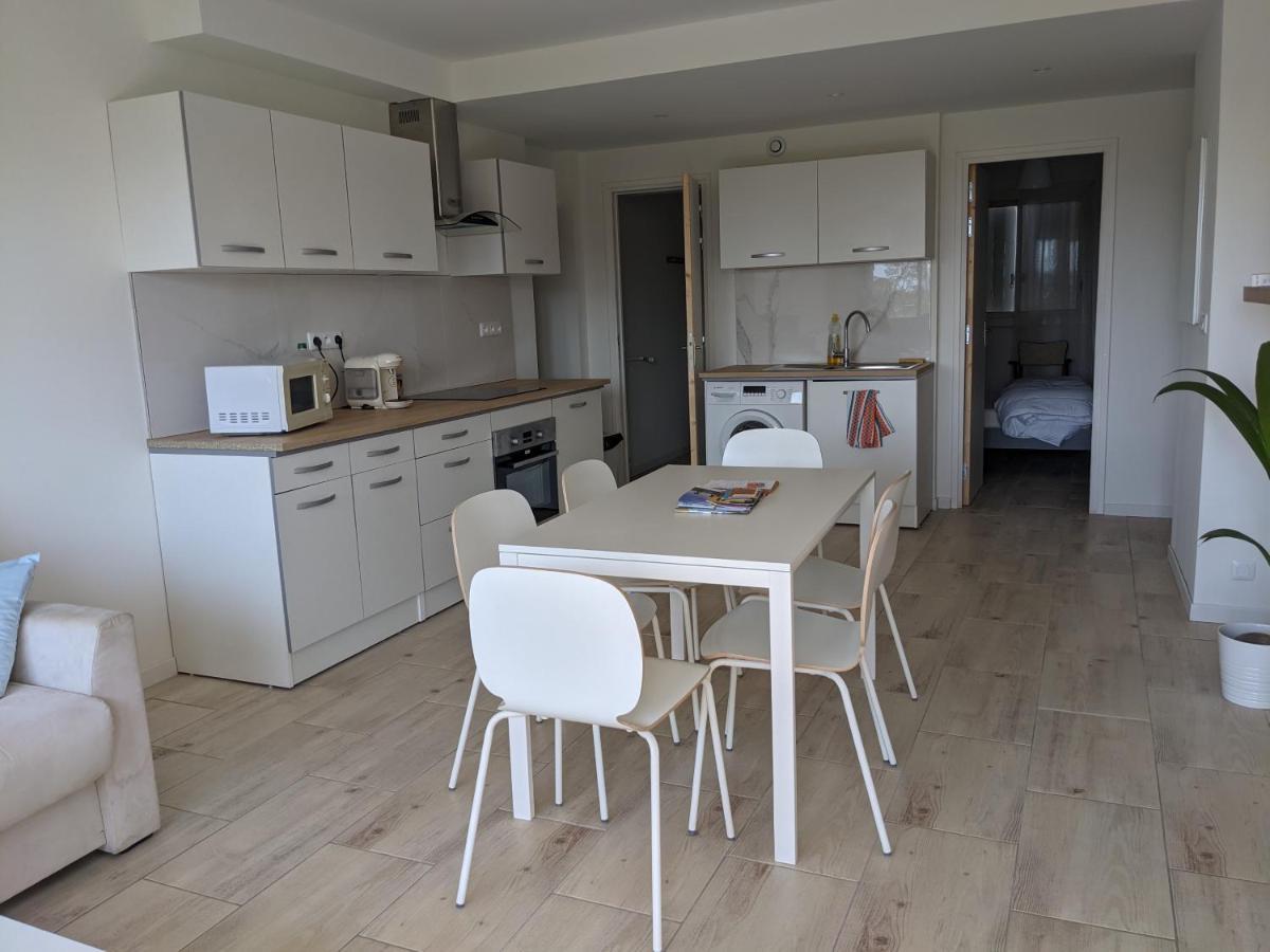 Superbe T2 Proche Des Plages Et Des Commerces Hyères Exteriör bild