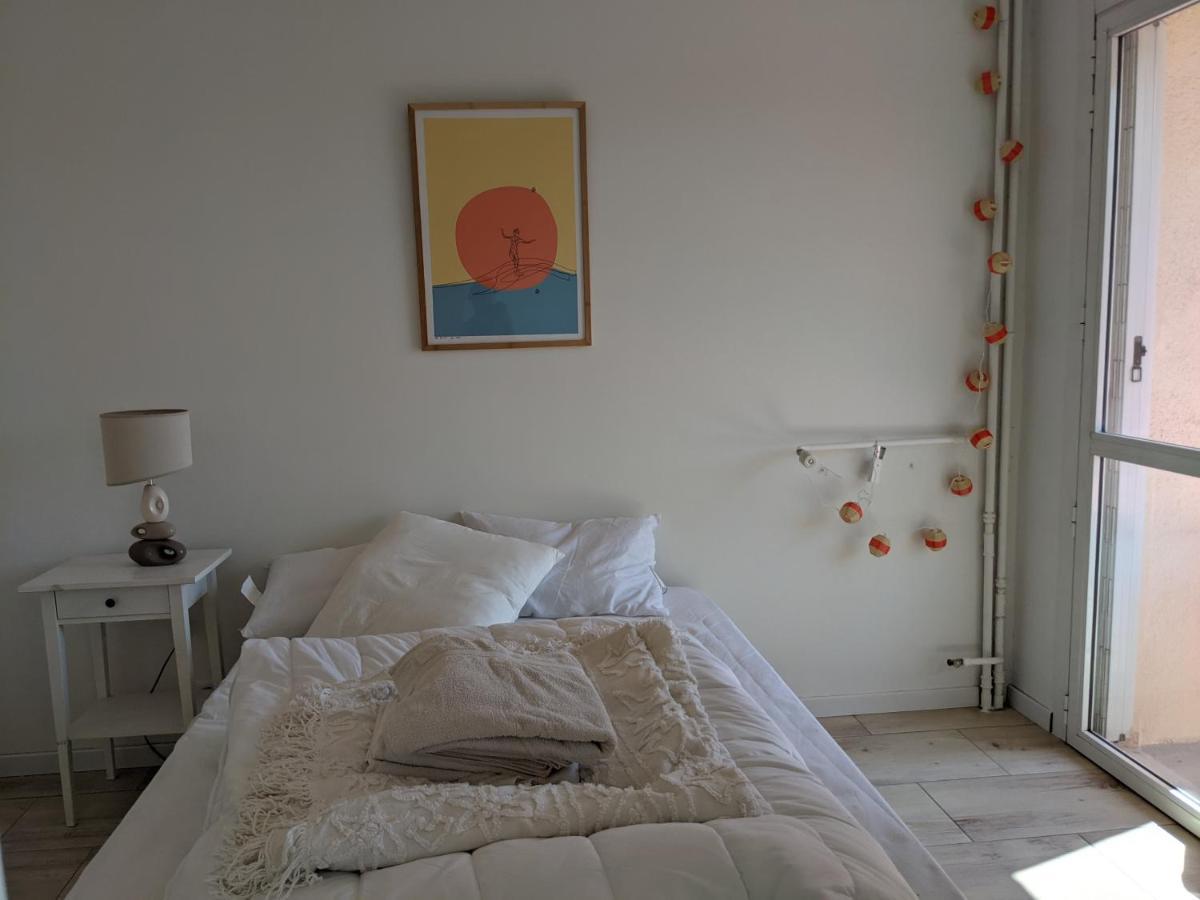 Superbe T2 Proche Des Plages Et Des Commerces Hyères Exteriör bild
